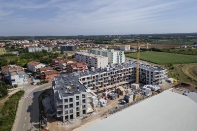 Hochwertige Wohnung im Erdgeschoss mit Garten in Umag