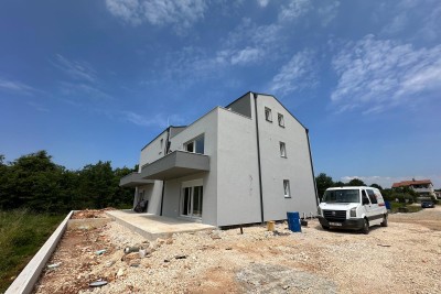 Penthouse na dobroj lokaciji u Poreču