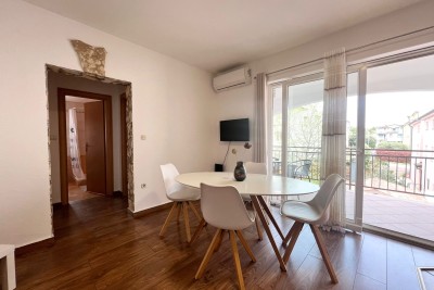 Charismatic apartment with a spacious terrace in Novigrad