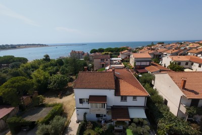 Due appartamenti al piano terra - seconda fila al mare a Umag - Umago