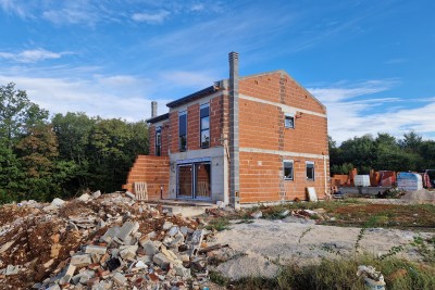 Casa bifamiliare con piscina vicino a Buie, Kaštel