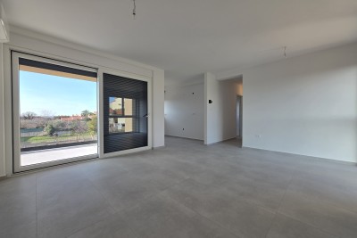 Stan na prvom katu u kvalitetnoj novogradnji u Vabrigi - Tar